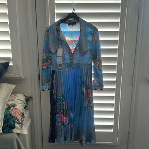 Dalia macphee dress super cute